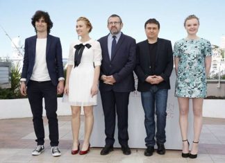 De pe covorul roșu, la Timișoara. Actrița Teatrului Național Timișoara joacă în ”Bacalaureat”