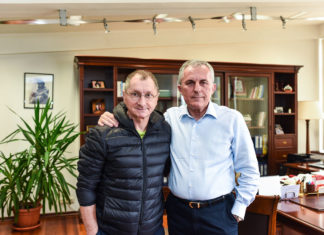 Întâlnirile de câteva minute între prieteni durează ore în șir: Ion Răducanu l-a primit in vizită pe Horațiu Mălăele