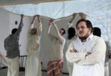 Teatru la Sala 2: cum se descriu romii pe ei înșiși