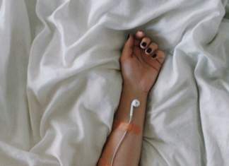 Ascultă liniştea – POEZIE #suntom