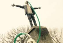 Instalație: ”Isus Cristos în Rio de Janeiro (și toate rugăciunile pe care Baraka le-a facut pentru inspirația grupului)”