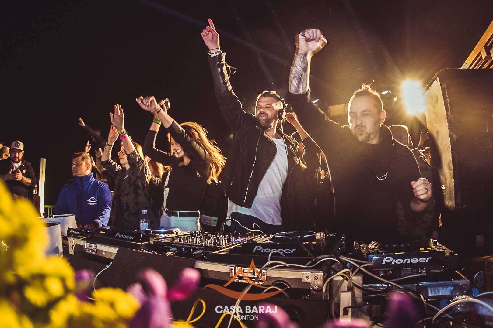 Rămâi un „troublemaker” pe viaţă, după weekendul acesta, la Ponton!