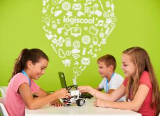 Copiii și adolescenții din Timișoara pot participa începând cu anul 2019 la cursurile de programare Logiscool de la ei din oraș