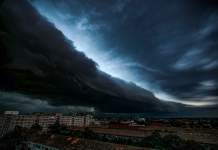 Furtună deasupra Timișoarei – norii iau forme tot mai ciudate în ultimele săptămâni