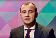 Alfred Simonis către Cristian Ghinea : Râde lumea de tine, omule!