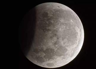 Eclipsă de lună vizibilă din Timișoara în această noapte