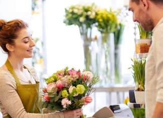 Miercuri încep înscrierile pentru cei care comercializează produse specifice zilei de 8 martie. De unde poți cumpăra flori?