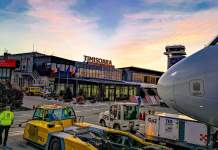 Bărbat de 67 de ani, a murit după ce i s-a făcut rău în avion cu 10 minute înainte de aterizarea la Timișoara