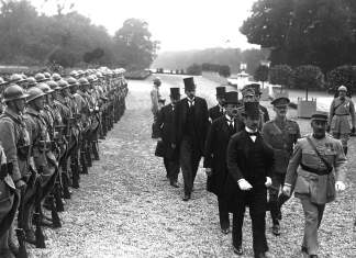 Alfred Simonis – atac la Klaus Iohannis : „Domnule președinte, lăsați-ne și pe noi (românii) să putem să ne manifestăm mândria națională”