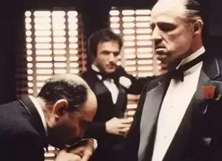 „Mincinoși, combinatori și penali plantați pe listele PNL pentru Consiliul Județean. Curat-murdar monșer, cum ar spune Caragiale”