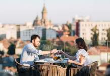 Sky Restaurant – cel mai înalt restaurant rooftop din Timișoara – are o nouă conducere. Meniul este adaptat fiecărui sezon și este realizat de un chef recunoscut pe plan internațional.