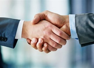 „Teatrul absurd pe care îl jucați de câteva zile este o palmă grea pentru timișorenii care v-au acordat încrederea”