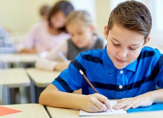 Toate școlile din România rămân deschise săptămâna viitoare