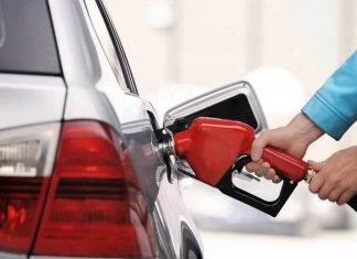 Guvernul nu vrea să reducă din accizele carburanților