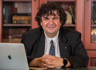 Piața IT după un an de “work from home”: companiile pregătesc revenirea la birou din a doua jumătate a anului, dar într-o nouă formulă