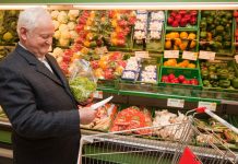 Comerțul cu amănuntul din România scade cu 4%, cel mai slab rezultat din Uniunea Europeană