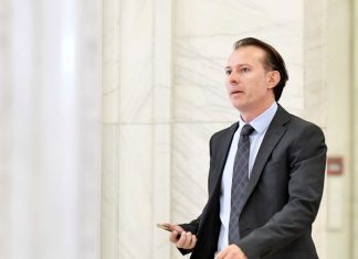 Guvernul a aprobat proiectul de lege care prevede creşterea opţională a vârstei de pensionare la 70 de ani și elimină cumulul pensiei cu salariul la bugetari