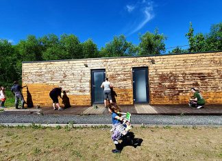 De la un status pe Facebook la peste 100 de voluntari