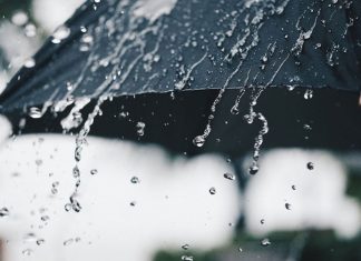 Vremea: săptămâna începe cu ploi torențiale, vânt și, izolat, grindină