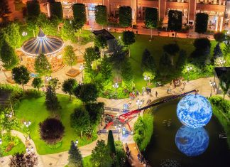 „Călătorie în jurul lumii”, mașini de epocă și evenimente inedite, la Iulius Town