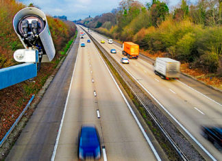 Proiect de lege: înregistrare automată prin video a abaterilor din trafic și amendă în plic acasă