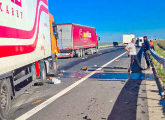 Accident pe autostradă în apropriere de Remetea Mare (foto)