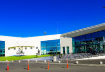 Licitație la Aeroportul Internațional Timișoara: spațiu disponibil pentru amplasarea unui ecran publicitar