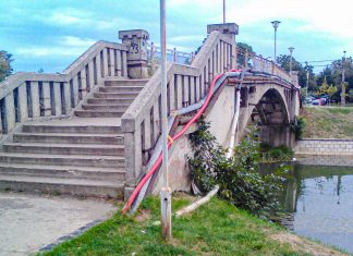 Doar două firme vor să reabiliteze Pasarela Gelu din Timișoara