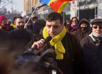 IPJ deschide un dosar penal pentru evenimentele petrecute în Primăria Timișoara la protestul organizat de Noua Dreaptă din Mehedinți