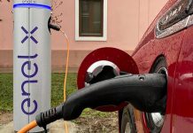 Investiții de 3,3 milioane lei în Dumbrăvița: becuri led pentru iluminat stradal și cinci stații de încărcare pentru mașini electrice din fonduri europene și locale