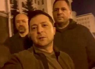Președintele Zelenski, mesaj emoționant din Kiev: Cu toții suntem aici să aparăm independența noastră, aparăm Ucraina (video)