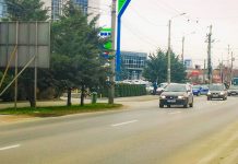 Zvonul unei scumpiri iminente a combustibilului umple benzinăriile de clienți în Timișoara