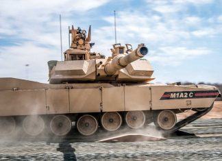 Președintele Ucrainei, Volodimir Zelensky, a cerut NATO 1% din tancurile și avioanele alianței