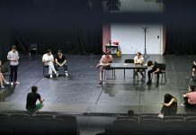 Două reprezentații cu ÎMBLÂNZIREA SCORPIEI, în final de stagiune