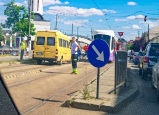 Se modifică temporar traseul tramvaielor 1 și 2 în zona Pieței Badea Cârțan. Update: s-a reluat circulația pe traseul normal