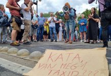Budapesta: Un pod peste Dunăre a fost blocat în semn de protest față de un proiect de lege privind impozitarea