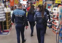 Produse de contrabandă vândute într-un magazin din Lugoj