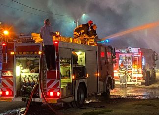 Incendiu la o fabrică de mobilă din Giarmata