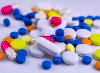 Abuzul de antibiotice face ca în cazul unor infecții severe să nu mai existe soluții terapeutice. Este necesară o reducere cu cel puțin 30 la sută a consumului de astfel de medicamente