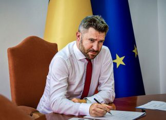 Important! Numerele de telefon pentru urgențe unde poți suna autoritățile în această iarnă, în funcție de problemele apărute: drumuri închise, poliție, jandarmi, ISU, Colterm, Enel, etc.