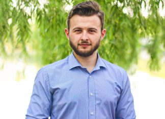 Consilierii județeni ai USR Timiș au un nou lider: Vlad Șendroiu, inginer software și membru fondator al USR Timiș