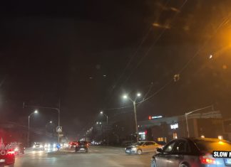 Efect stroboscopic, asemeni jocurilor de lumini din discoteci, emis de LED-urile de pe Calea Aradului (video)