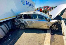 Accident cu un TIR și patru mașini la ieșirea de pe autostradă de la Margina (foto)