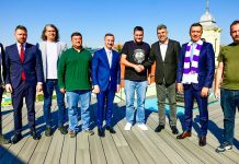Alfred Simonis, alături de premierul Marcel Ciolacu și suporterii timișoreni, anunță demolarea stadionului Dan Păltinișanu și urgentarea pașilor pentru un nou stadion