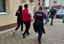 Cinci persoane reținute la Giroc pentru furt : au scanat fictiv produse la firma la care erau angajați, producând o pagubă de 30.000 lei