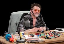 TNTm invitat la Bacău Fest Monodrame cu spectacolul ROMANIAN PSYCHO de Florin Piersic jr.