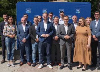 Alianța Dreapta Unităîși prezintă candidații din județul Timiș. Dominic Fritz: „Vom câștiga Primăria Timișoara, iar Alin Nica va câștiga președinția Consiliului Județean dar dincolo de asta că vom câștiga și primării importante în tot județul.”