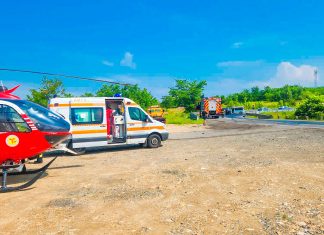 Accident grav între o mașină și un microbuz în Coșevița, pe bucata lipsă de autostradă