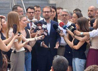 Dominic Fritz, apel către Marcel Ciolacu: “Nu este despre Clotilde Armand, nu este despre Radu Mihaiu. Miza acestor zile este viitorul democrației românești”