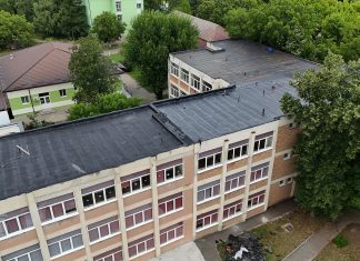 Lucrări de reparații la școlile si grădinițele din oraș pe perioada verii